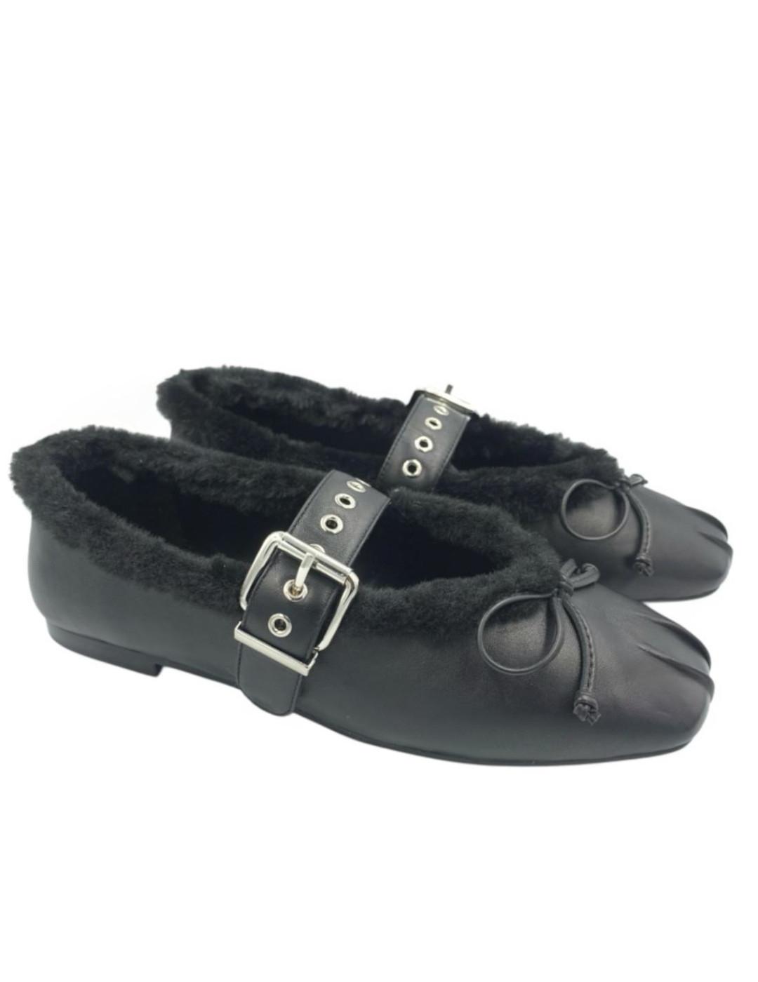 Bailarina Venezianas con pelo en negro mujer