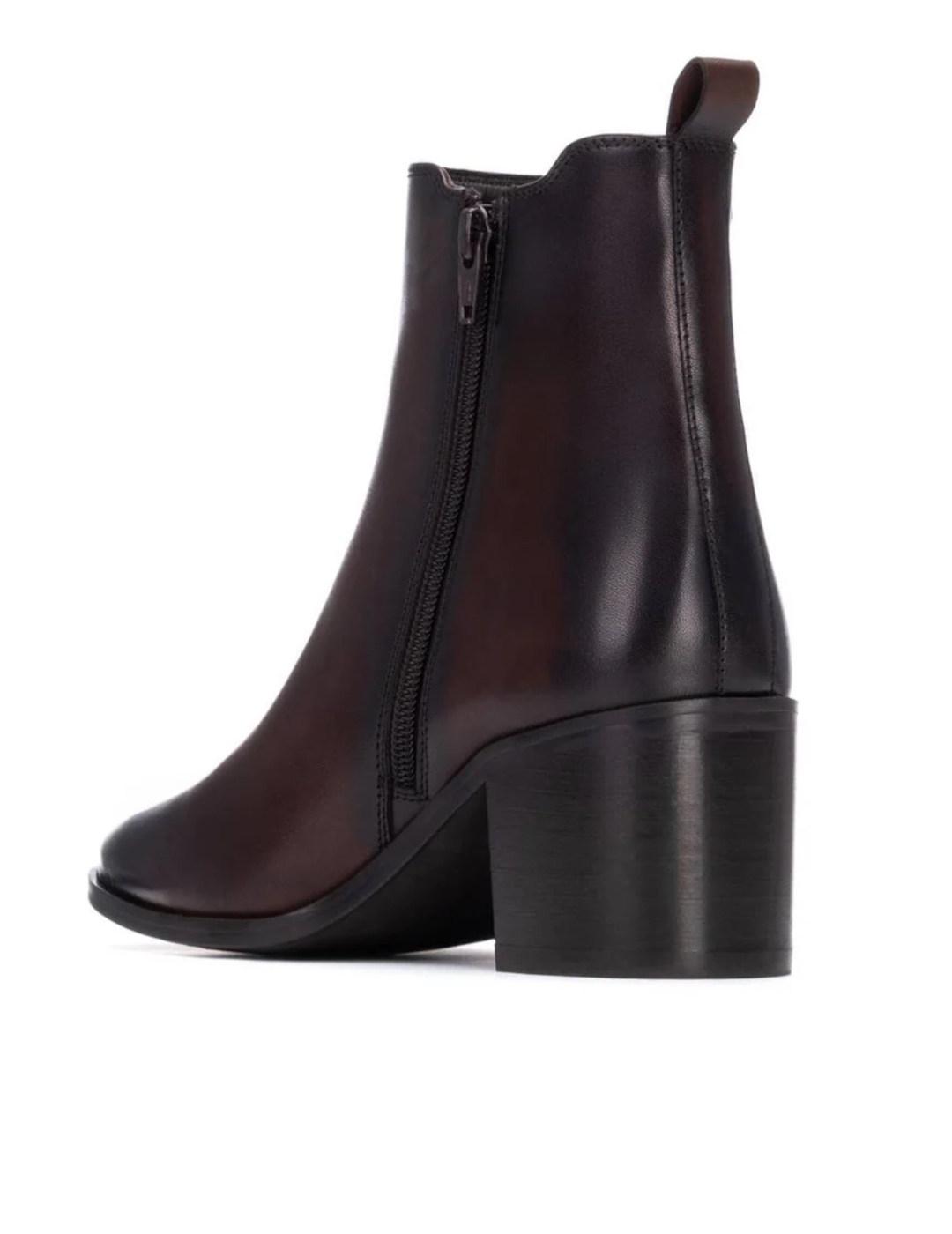 Botines Carmela marrones con tacon