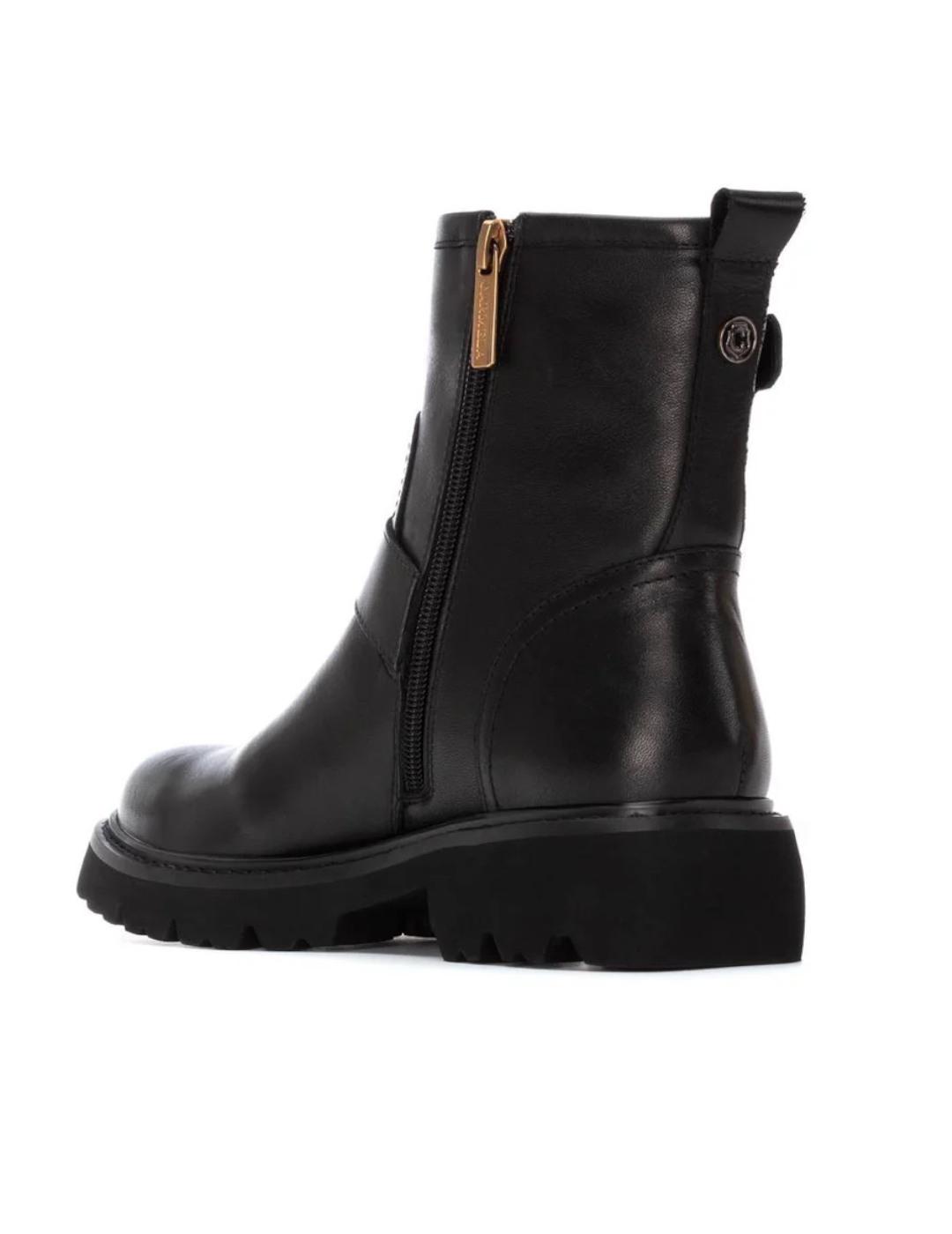 Botines Carmela estilo motero en negro