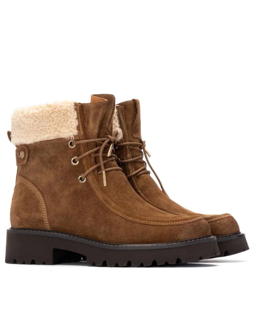 Botines Carmela con pelo en camel mujer