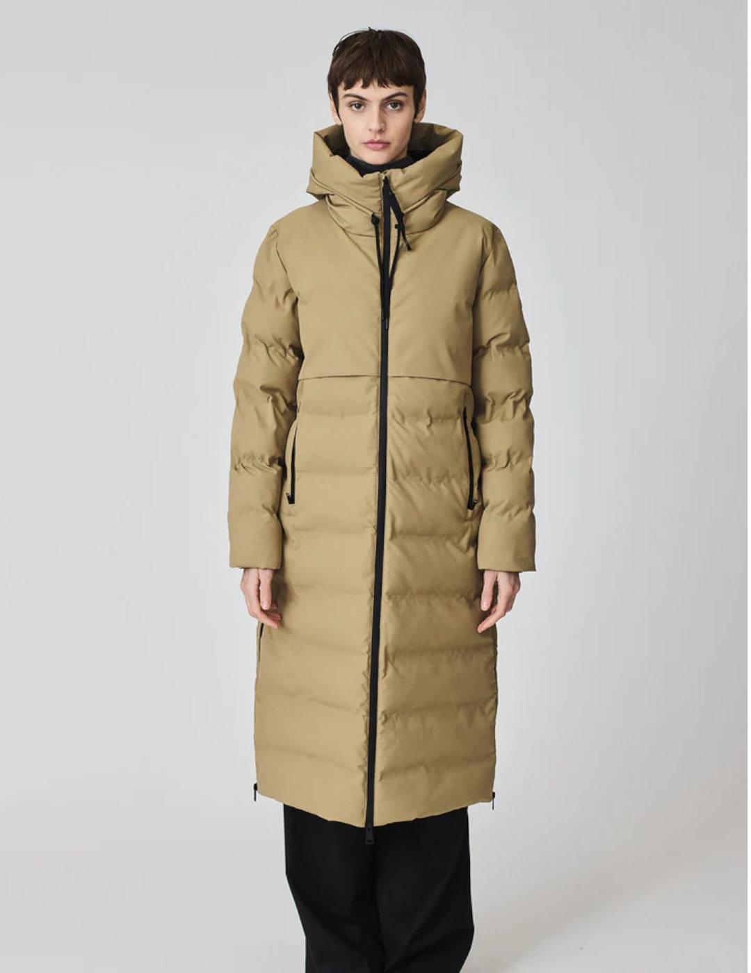 Plumifero TANTA snestorm en almendra mujer 